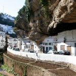 SETENIL DE LAS BODEGAS – The City in the Rock SETENIL DE LAS BODEGAS